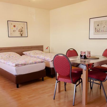 Pension Klingenstr. 23 Hotel Лайпциг Стая снимка