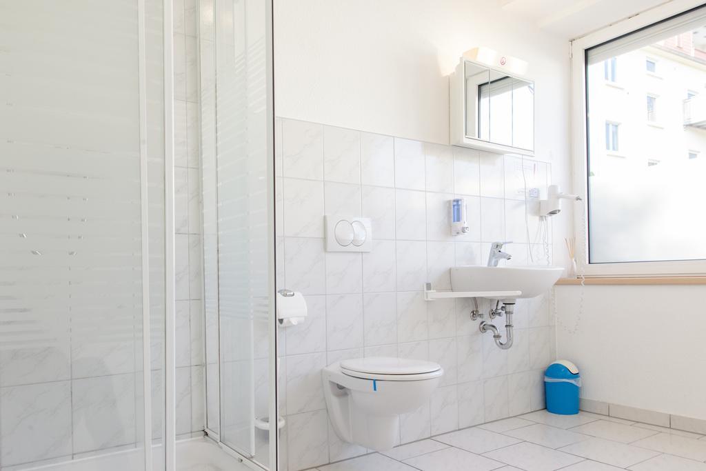 Pension Klingenstr. 23 Hotel Лайпциг Стая снимка